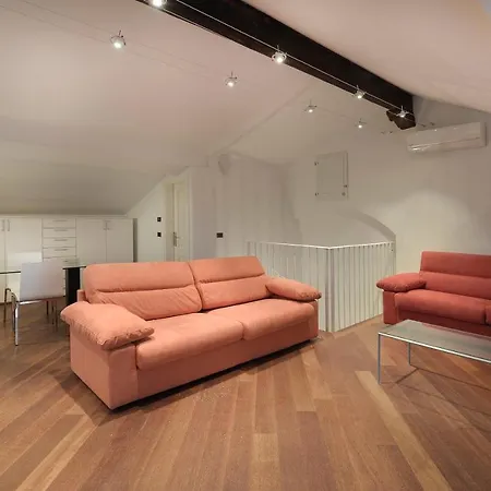 Ur-nest Moline Bologna